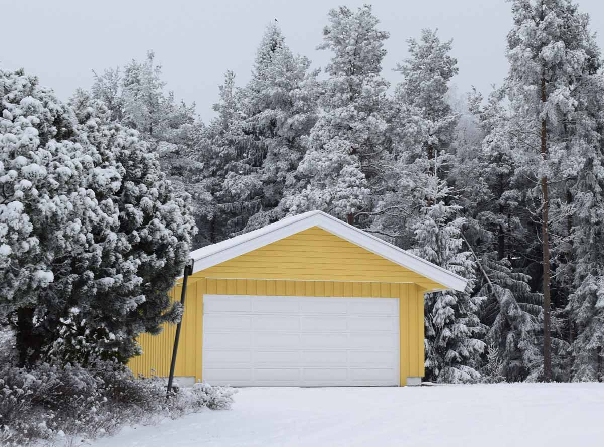 Ventilation eller avfuktare i garage: Vad bör man välja?